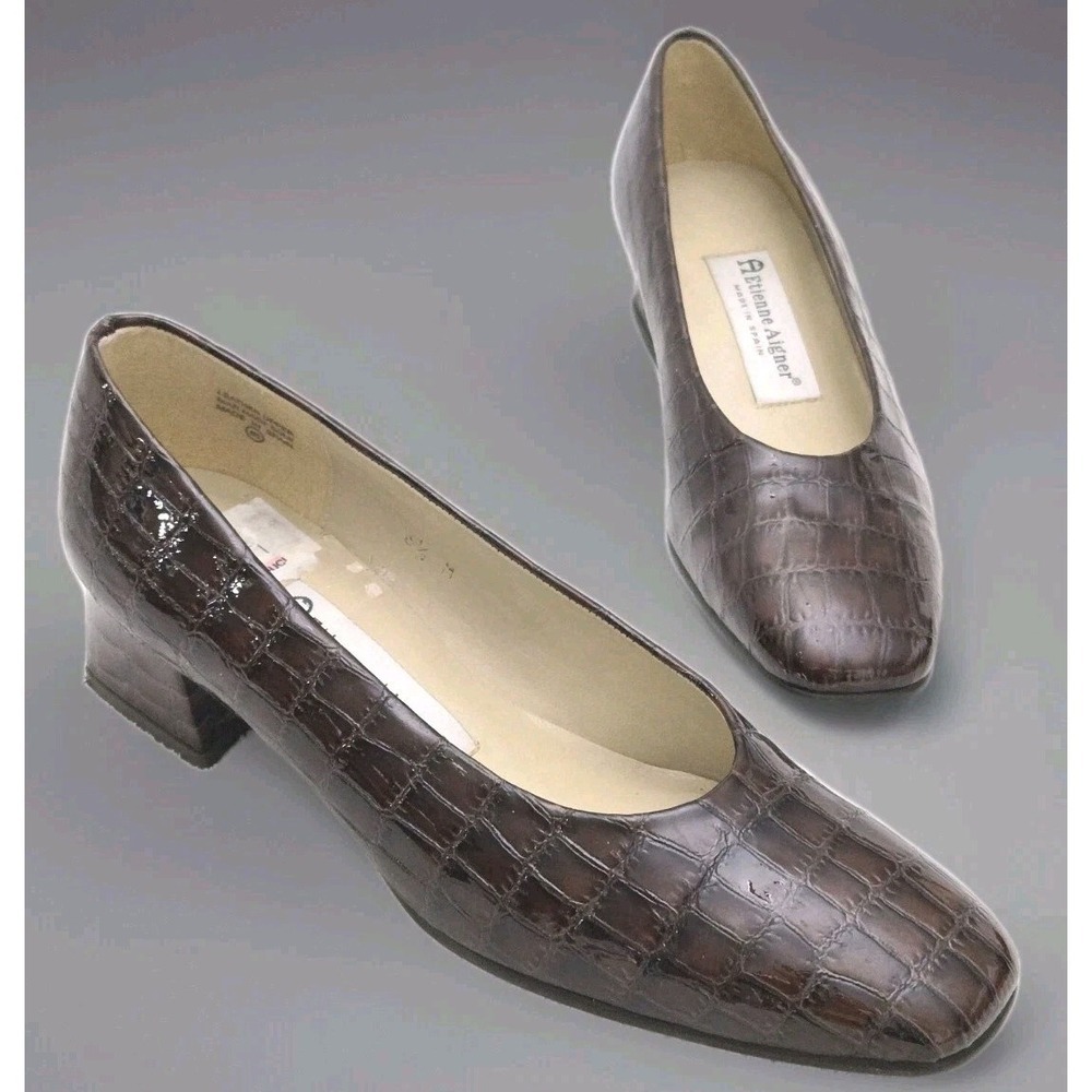 Etienne Aigner Sz 6.5 Sarah Pump‎ Croc Embossed Leather Made in Spain Block Heel